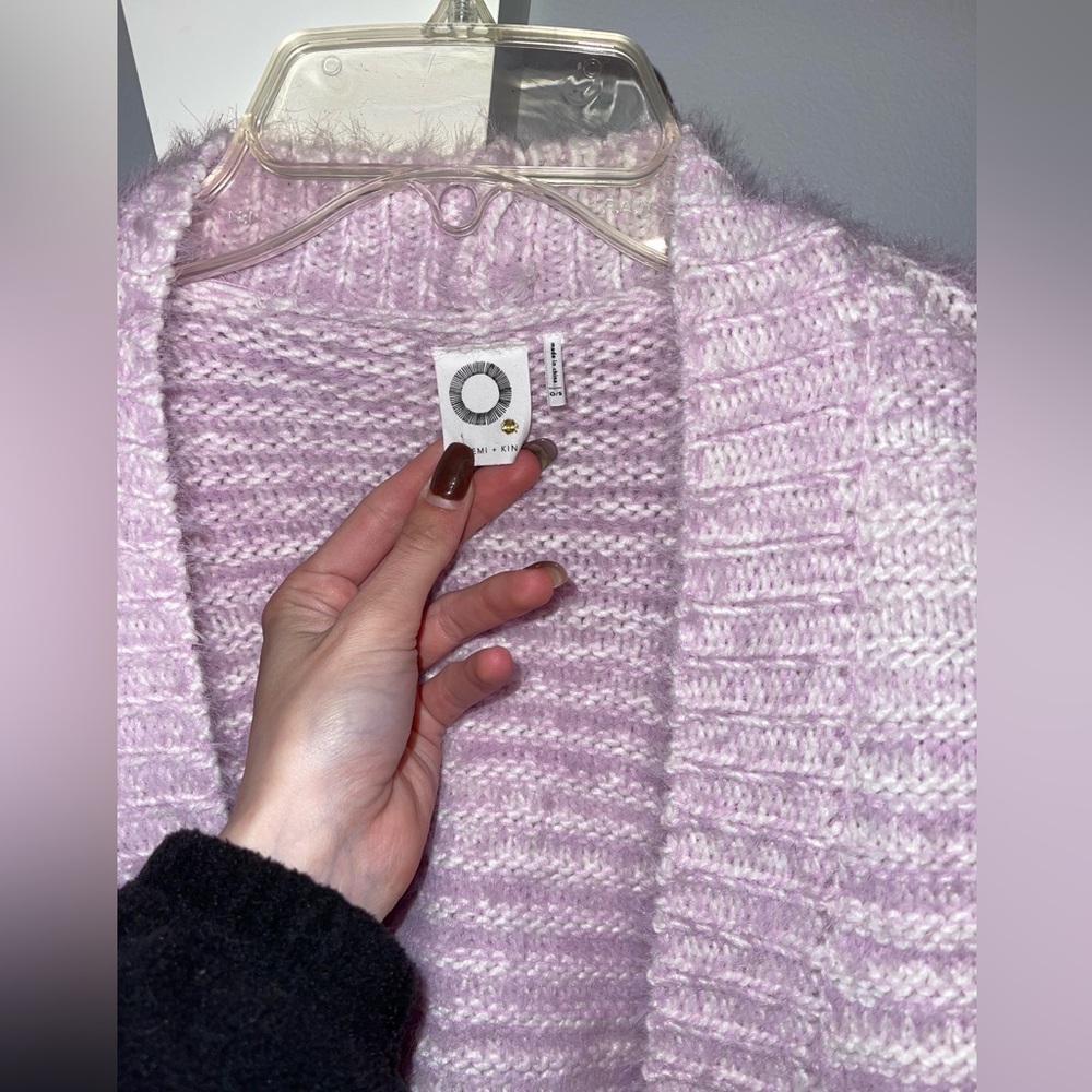 Akemi + Kin sweater - Picture 4 of 5